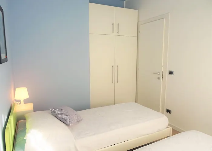 Ground-floor Flat With Pool 아파트 *